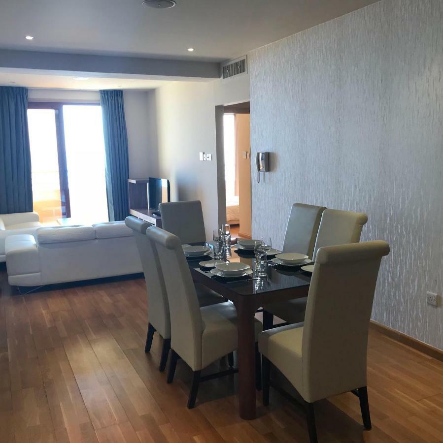 Sea View Central Apt Ithaki Larnaca Exteriör bild